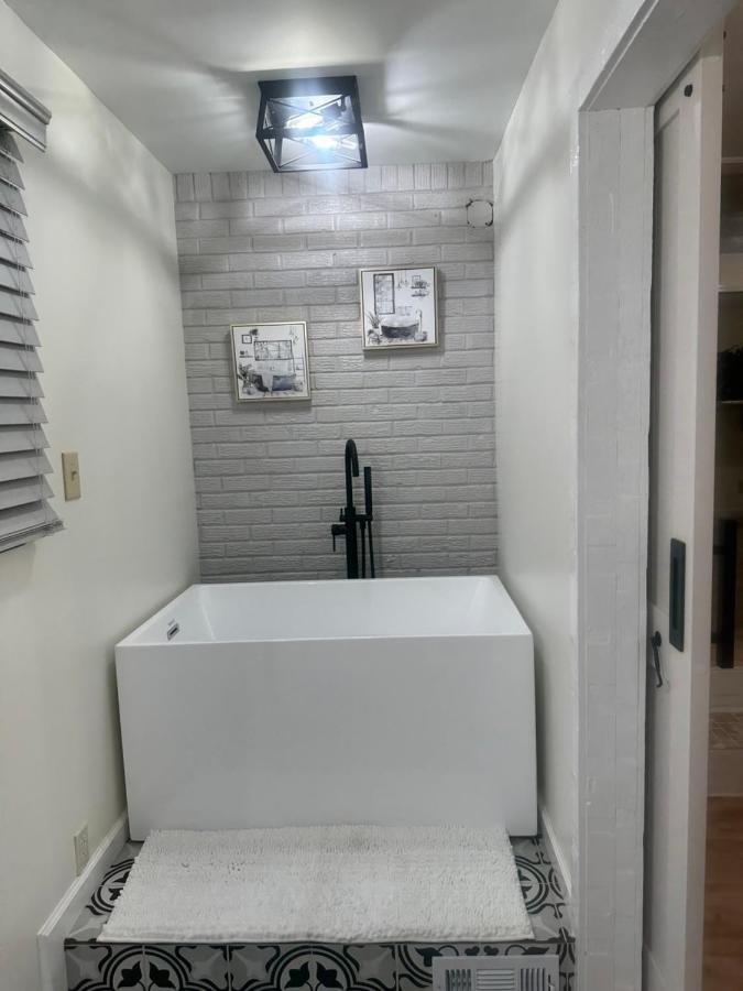 Parsons Cheerful, Cozy Spa Restful Place מראה חיצוני תמונה